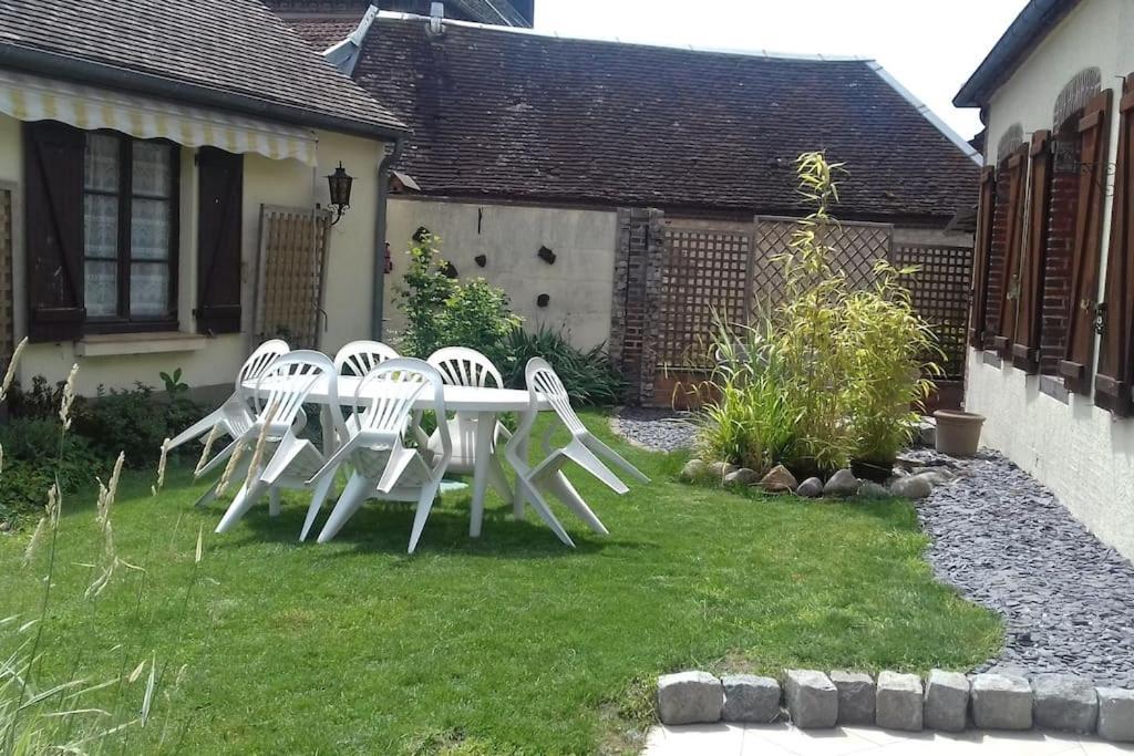 Gite De La Bouvotte Neuville-sur-Vannes Екстер'єр фото